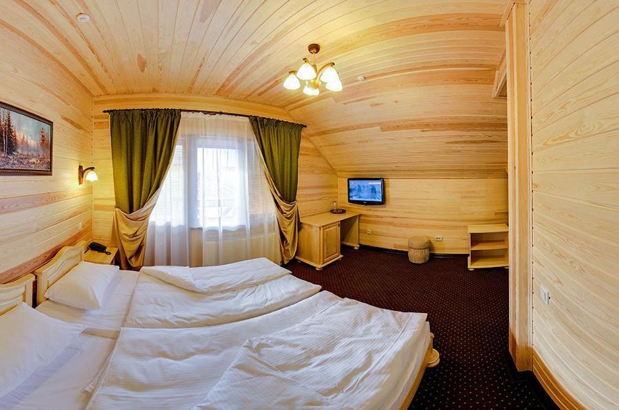 Forest House Tatariv Room photo