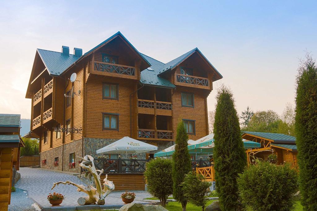 Forest House Tatariv Exterior photo